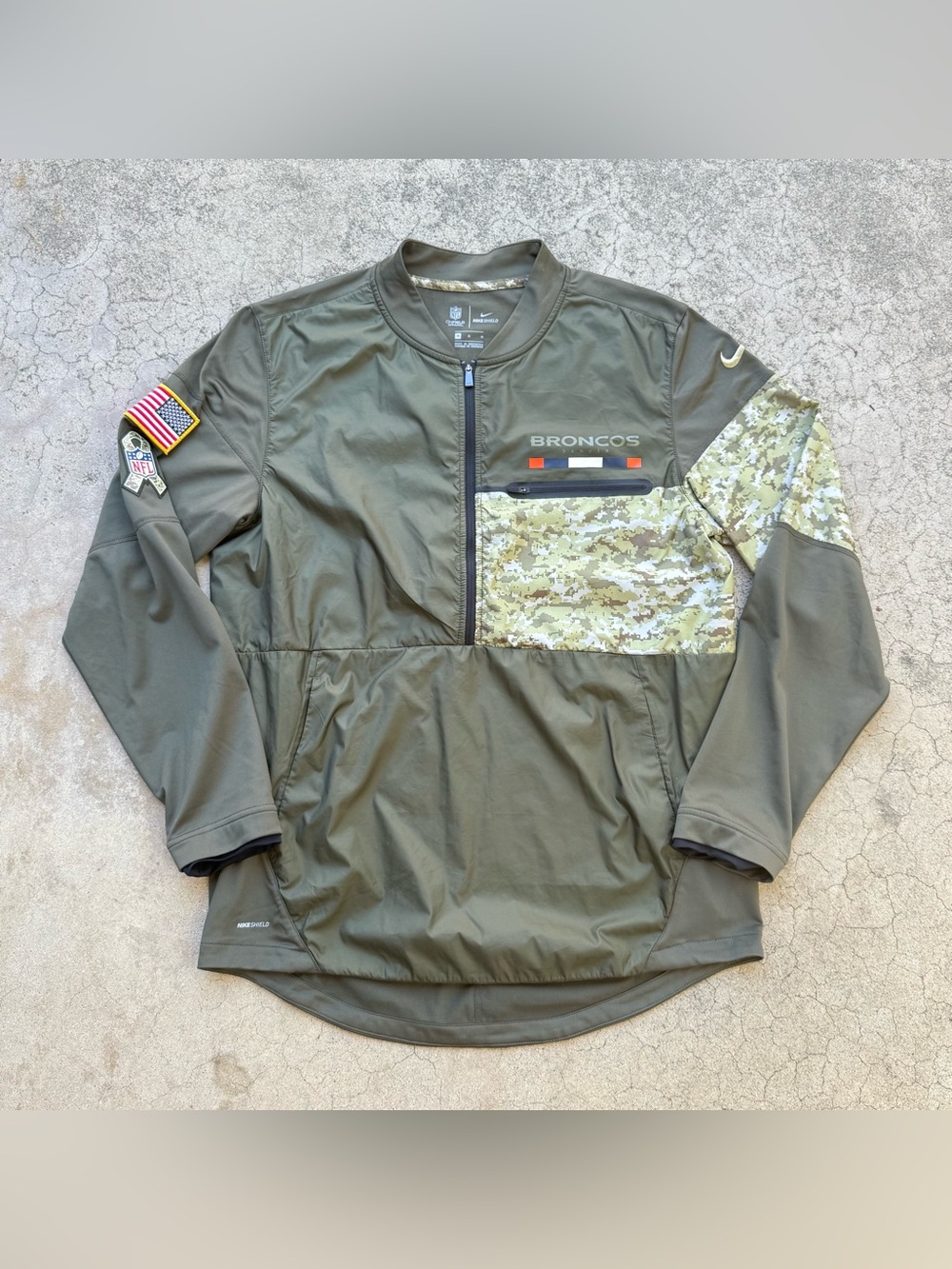 Nike DENVER BRONCOS Salute To Service NFL Onfield Apparel 1/4 Zip Windbreaker